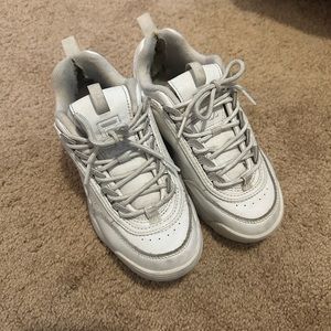 solid white chunky fila disruptors